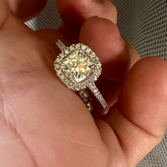 2 carat cushion cut diamond halo engagement ring - Picture 7 of 8